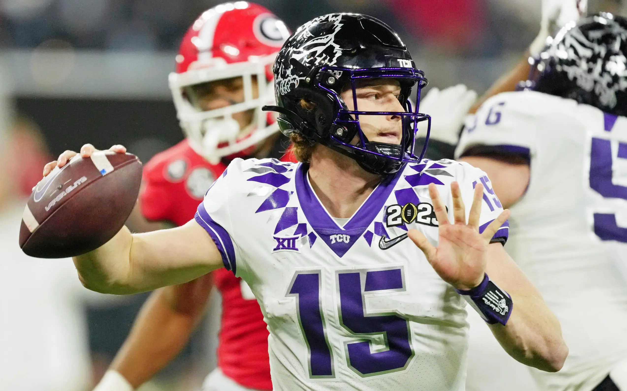 2023 NFL Mock Draft: Browns land Lukas Van Ness and Byron Young