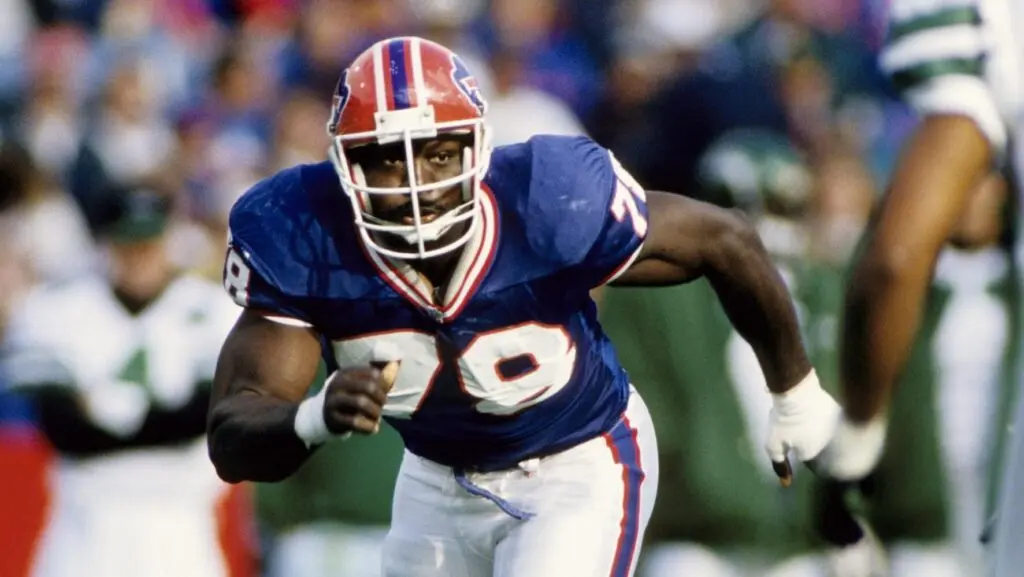 Poll: Better running back: Terrell Davis or LaDainian Tomlinson?