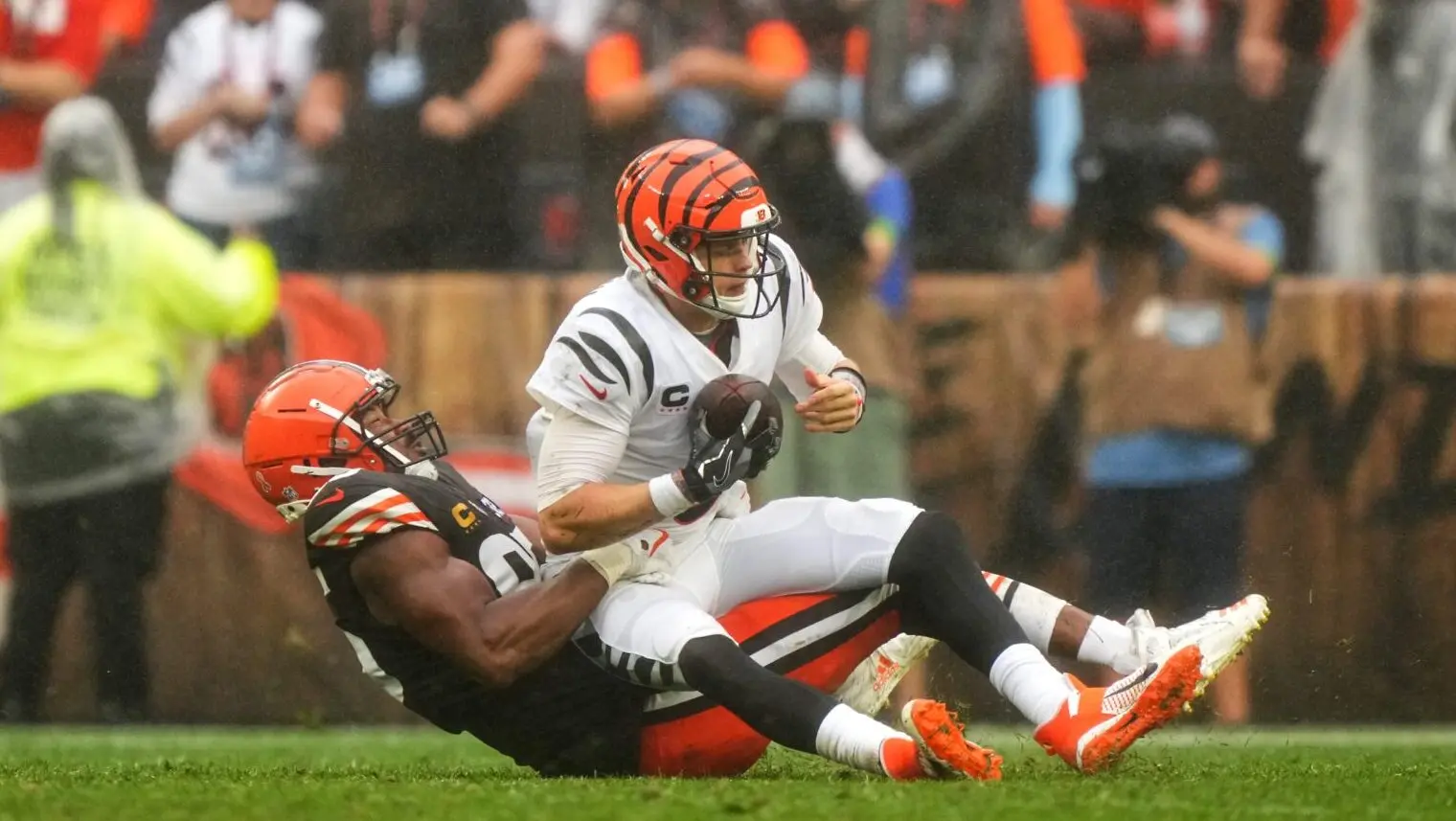 Browns vs. Bengals Score Prediction + Chris Jones Trade Amid Holdout? Sign  Leonard Fournette? Q&A 