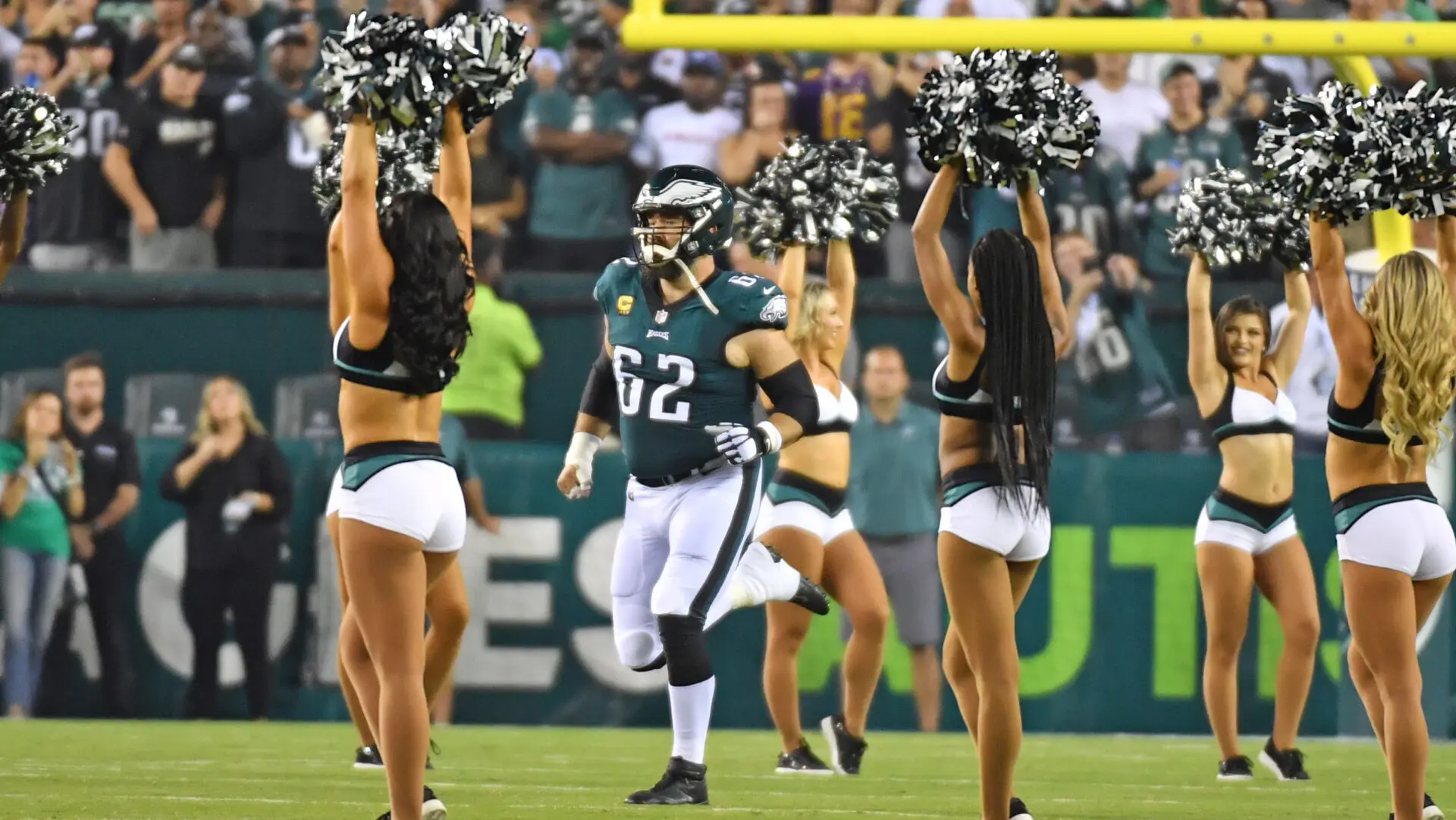 Eagles Cheerleaders celebrate Pro Bowl selection and victory over Dallas  Cowboys (PHOTOS) 