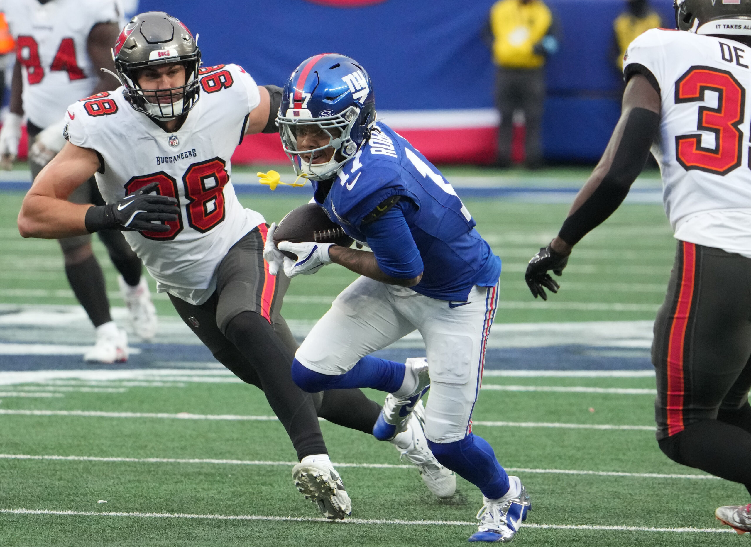 New York Giants wide receiver Wan'Dale Robinson (17) runs after the catch during the second half against the Tampa Bay Buccaneers at MetLife Stadium.