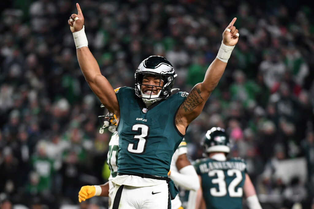 Philadelphia Eagles linebacker Nolan Smith Jr. (3) reacts against the Green Bay Packers during the second half in an NFC wild card game at Lincoln Financial Field.