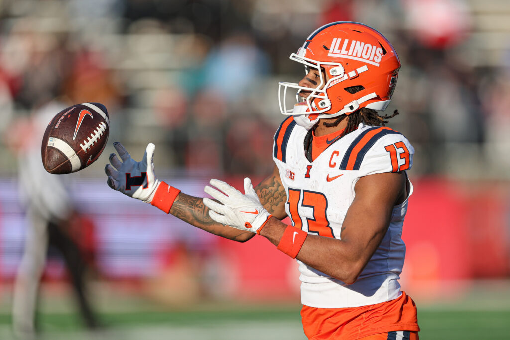 Illinois Fighting Illini wide receiver Pat Bryant (13) attempts to male a catch during the second half against the Rutgers Scarlet Knights at SHI Stadium.